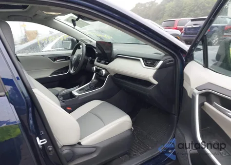 2025 Toyota Rav4 Xle Premium from USA, damaged, VIN 2T3A1RFV9SW511875